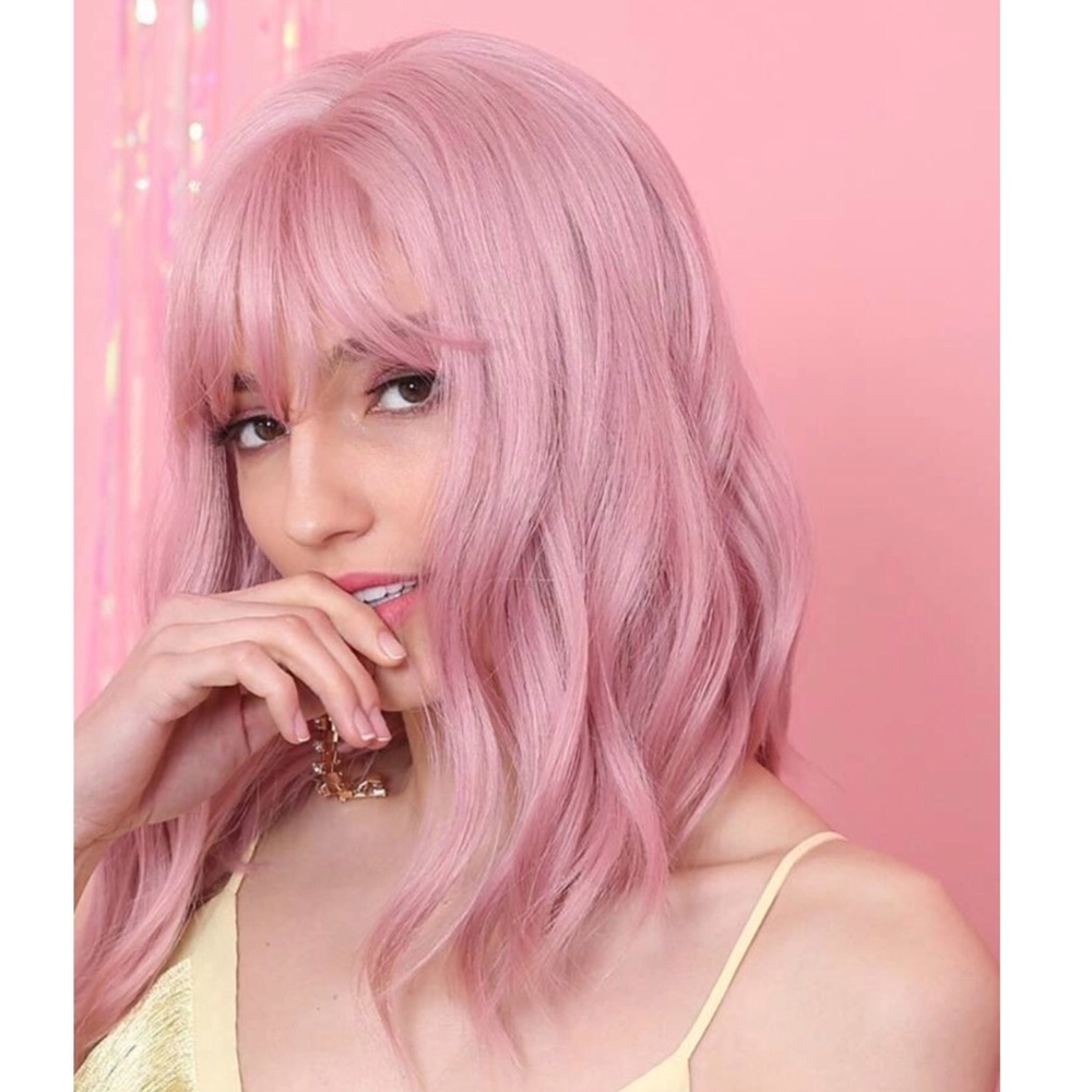 Pink Wavy Bob Wig With Bangs